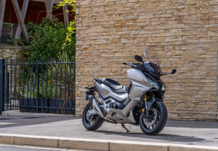 Το νέο Honda Forza 750 στη Moto Petsas