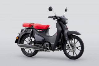 Honda C125 Super Cub 2022 - Euro 5 και σέλα συνεπιβάτη στον στάνταρ εξοπλισμό!