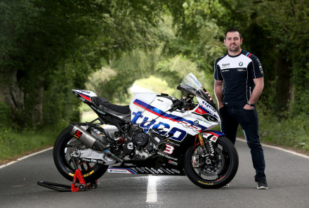 BMW S 1000 RR HP4 Race – Πωλείται η αγωνιστική του Michael Dunlop!