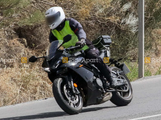 Triumph Daytona 660 – «Πιάστηκε» σε φάση δοκιμών στο δρόμο!