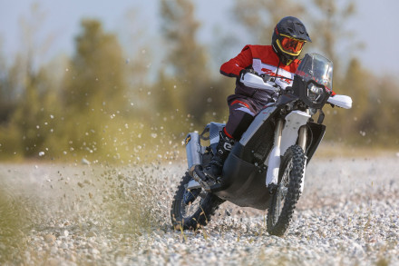 Fantic XEF450 Rally – Έτοιμη η έκδοση παραγωγής