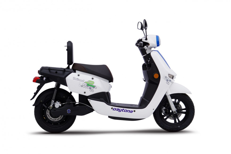 Κίνητρα για ηλεκτρικά αυτοκίνητα, scooter και ποδήλατα, με νομοσχέδιο που έρχεται τον Ιούνιο