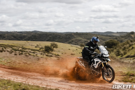 Test - Triumph Tiger 1200 Rally Pro / Explorer - Αποστολή στην Πορτογαλία