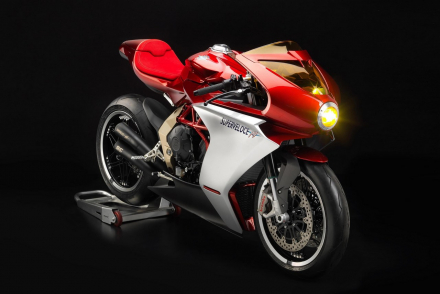 MV Agusta Superveloce 800 - Στην παραγωγή!