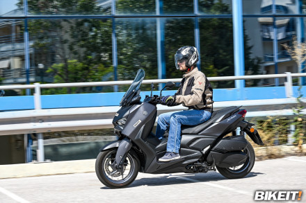 Test - Yamaha XMAX 300 2023