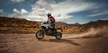 Η BMW Motorrad επισφραγίζει την 100ή επέτειό της καταγράφοντας τις υψηλότερες πωλήσεις στην ιστορία της εταιρείας.