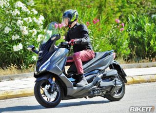 Test - Honda Forza 350 2023