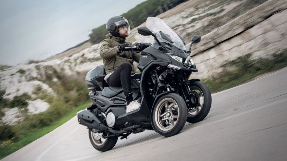 KYMCO CV3 2021 – Δυναμική είσοδος στα τρίκυκλα σκούτερ