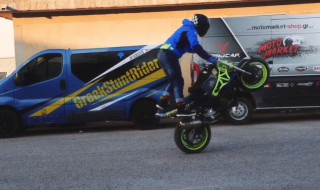 Η Moto Market εξοπλίζει τους Greek Stunt Riders