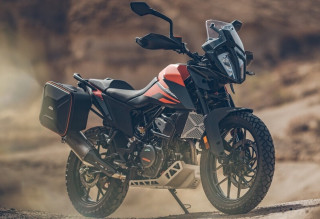 KTM 390 Adventure - Σε νέα τιμή και με στάνταρ τα «κάγκελα»