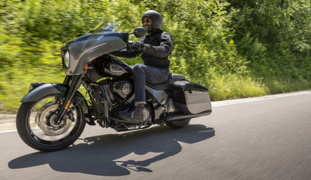 Indian Chieftain Elite 2021 - Σε 120 μόλις κομμάτια