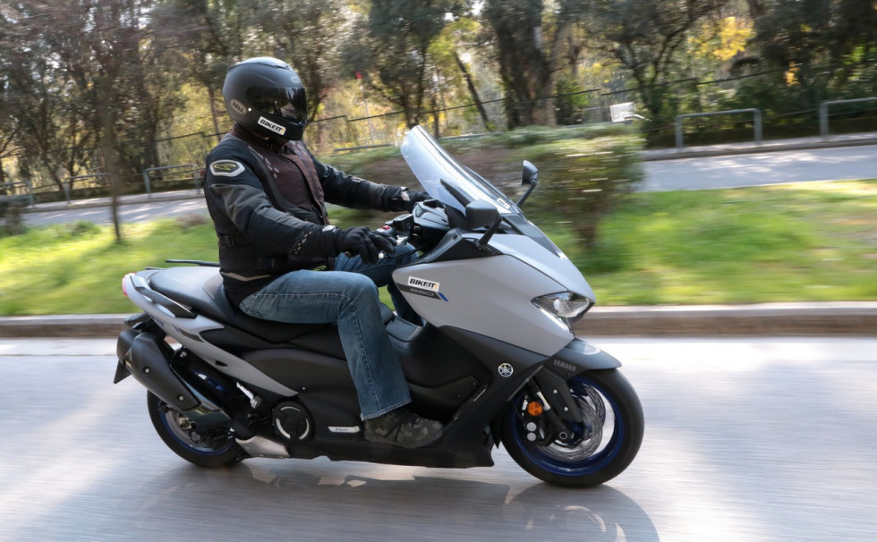 VIDEO TEST - Yamaha TMAX 560 2020