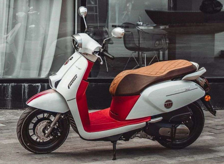 QJMOTOR Immortal - Νέο ρετρό scooter - Θα το δούμε και στην Ευρώπη;