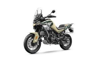 CFMOTO 800MT Touring – Απόκτησε το με δώρα αξίας 1.900 ευρώ