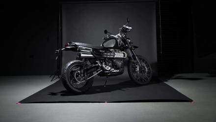 Triumph Scrambler 1200 Bond Edition - My name is Bond. Scrambler Bond.