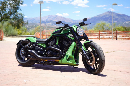 Lord Drake Kustoms – Harley-Davidson VROD 260 BG