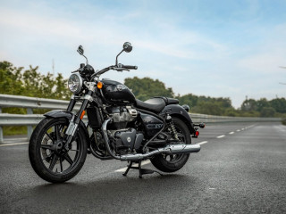 Royal Enfield Super Meteor 650 - Έρχεται στη χώρα μας με δελεαστικότατη τιμή