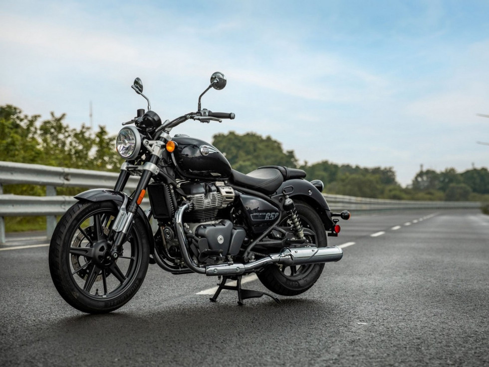 Royal Enfield Super Meteor 650 - Έρχεται στη χώρα μας με δελεαστικότατη τιμή