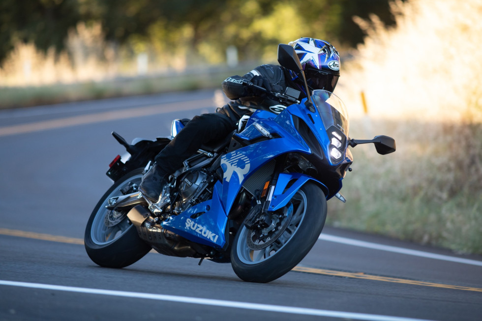 Suzuki GSX-8R 2024 – Αυτή είναι η τιμή του