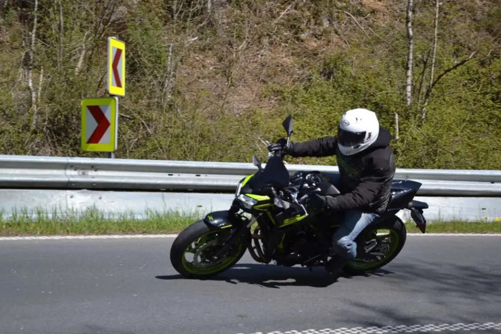 Πρώτη Επαφή – Kawasaki Z650 Performance 2021