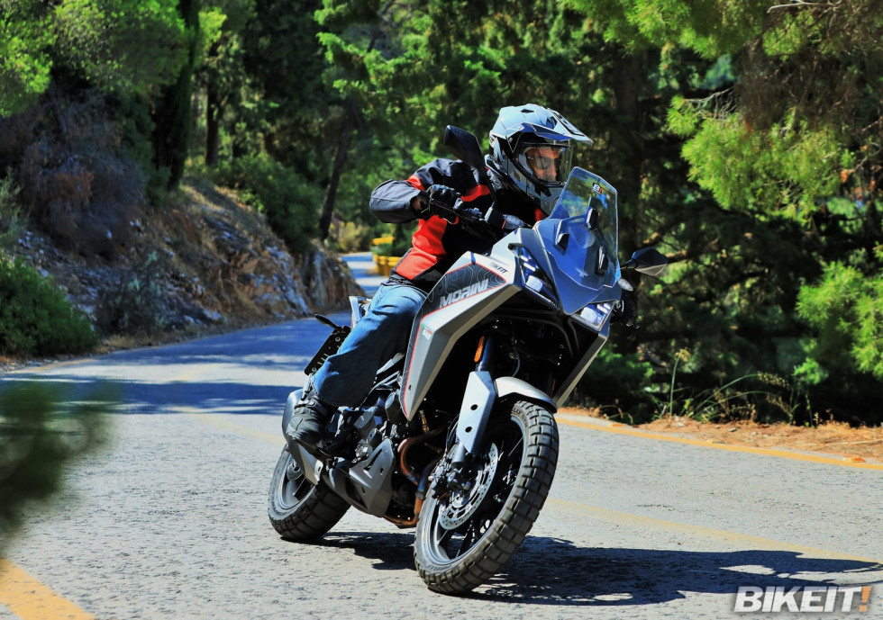 Moto Morini X-Cape 650 - Προσιτή περιπέτεια