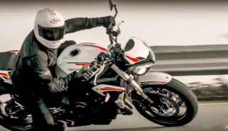 Triumph Street Triple S 660 – Έκδοση A2 – Video