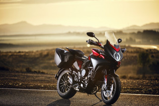 MV Agusta Turismo Veloce 2021 – Ηλεκτρονικά και εξοπλισμός