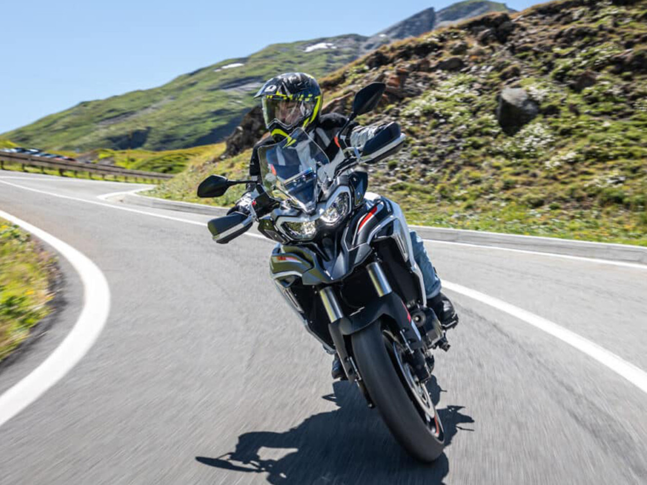 Test – Benelli TRK 702 και TRK 702 X: Αποστολή στην Ιταλία