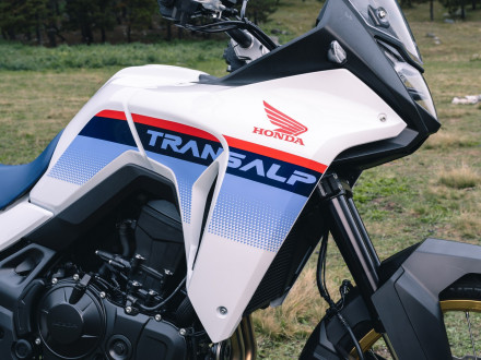 Honda XL750 Transalp – Ανακοινώθηκε η τιμή του στην Ελλάδα