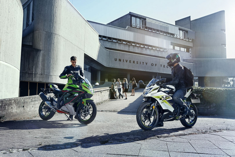 Kawasaki Ninja 125 &amp; Z125 2022 - Νέα χρώματα