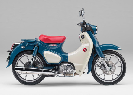 Honda Super Cub C125 2024 - Νέο παραδοσιακό μπλε χρώμα στην Ιαπωνία