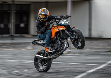 KTM 125 DUKE 2024 - Παρουσιάστηκε