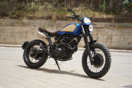 Yamaha Blue Scrambler by Lord Drake Kustoms