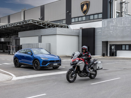 Ducati - Δοκίμασε το σύστημα επικοινωνίας μεταξύ οχημάτων (V2V)