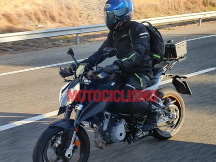 Νέα KTM Duke 2024 – Spy pics από δοκιμές στο δρόμο