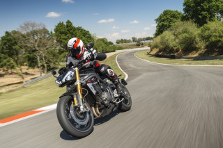 Πρώτη Επαφή – Triumph Speed Triple 1200 RS 2021 – Αποστολή στη Γαλλία