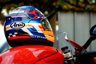 Arai RX-7V Evo Limited Edition Isle of Man TT 2024