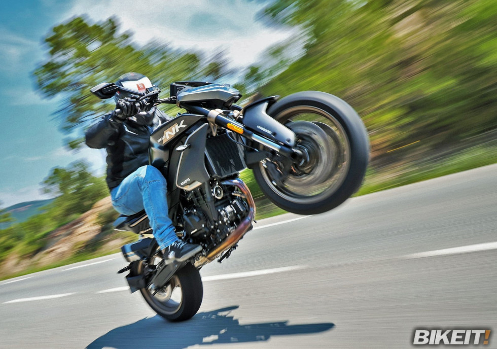 Test – CFMOTO 800NK 2023 – Αποστολή στη Γαλλία