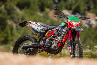 Project Beta RR 480 travel enduro - Απίθανη δημιουργία της ελληνικής αντιπροσωπείας