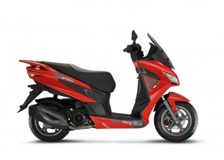 Aprilia SXR 50 2021 – Επαναπροσδιορίζοντας το μικρό σπορ σκούτερ πόλης