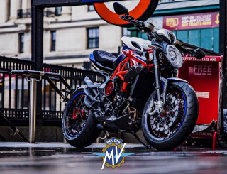 MV Agusta Dragster London – Ειδική έκδοση για το νέο της Λονδρέζικο κατάστημα