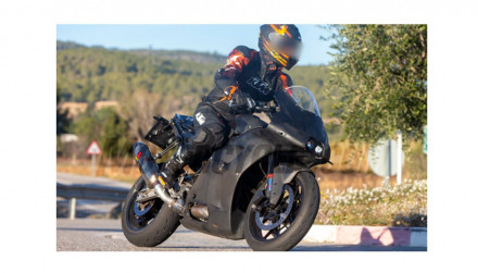 KTM RC990 – Νέες φωτογραφίες