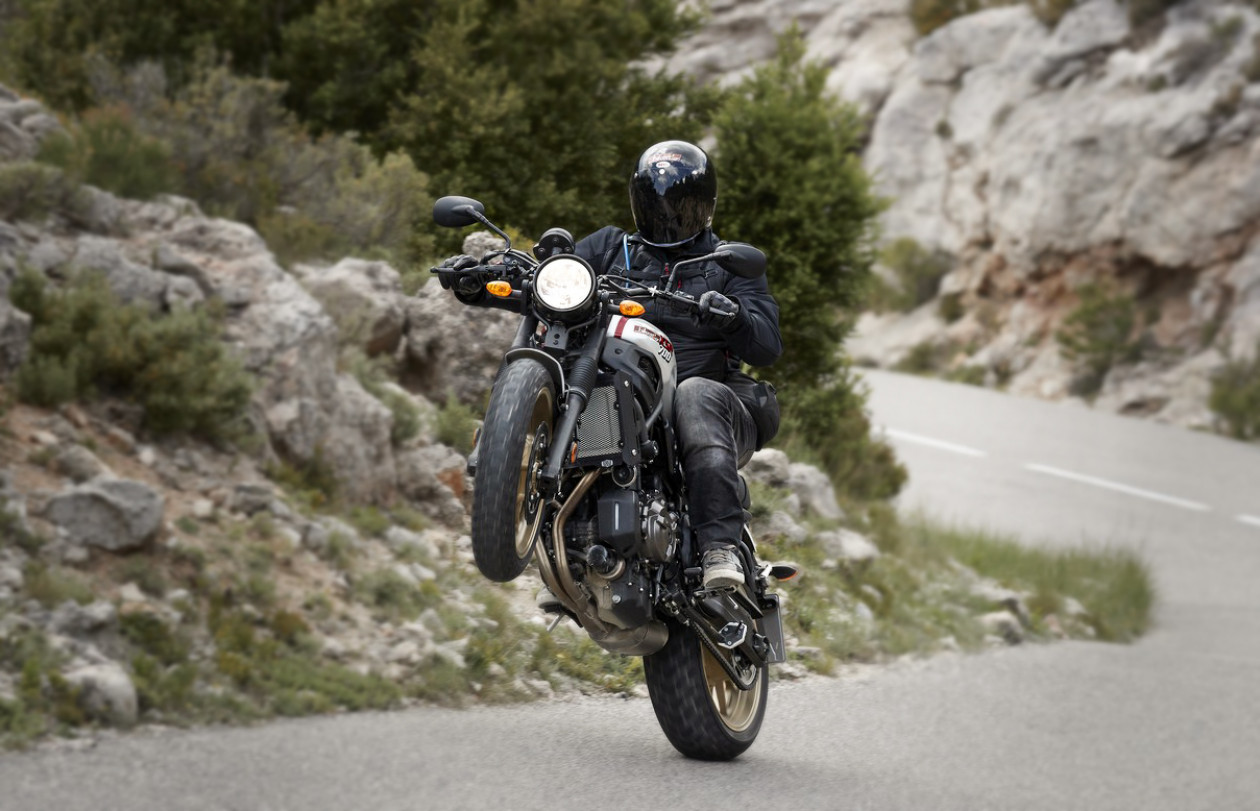 Test - Yamaha XSR 700 XTribute - Το νέο XT(ribute)!