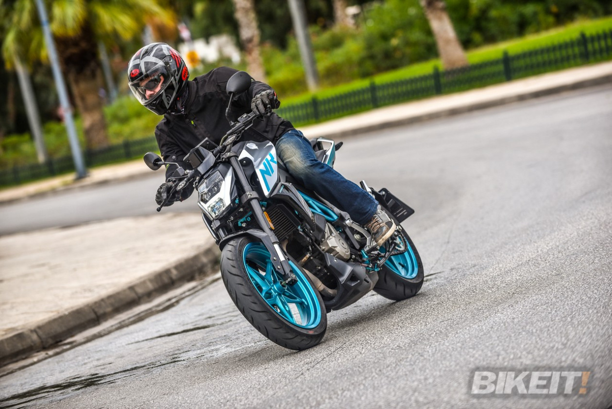 TEST - CF MOTO 250NK 2019