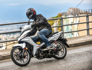 TEST - Daytona Velos R125i CBS 2019