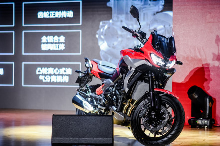 Zongshen Cyclone RX6 2021 – Ντεμπούτο για τον κινητήρα του Norton Atlas